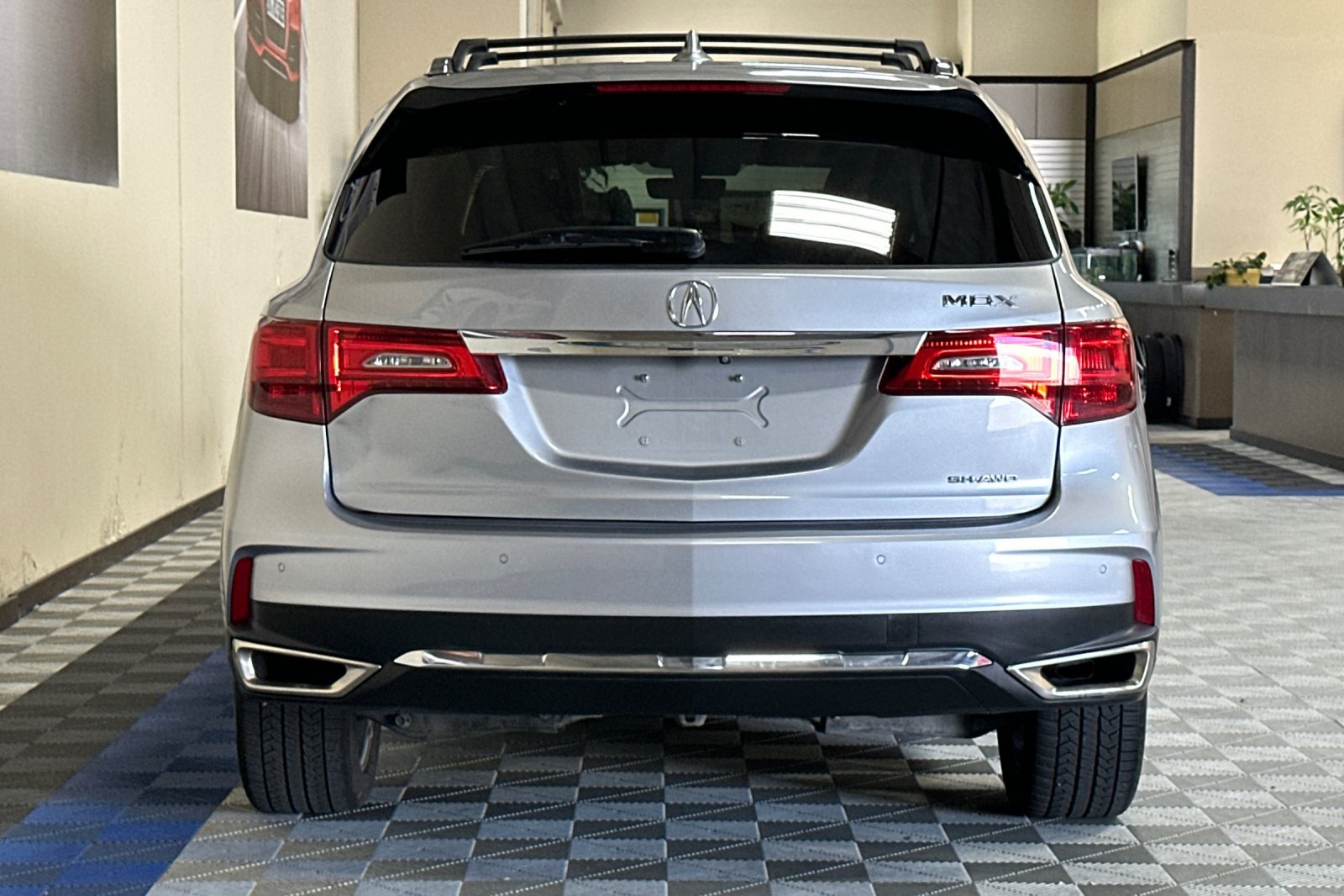 Used 2020 Acura MDX w/ Technology Package AWD/4WD image 5