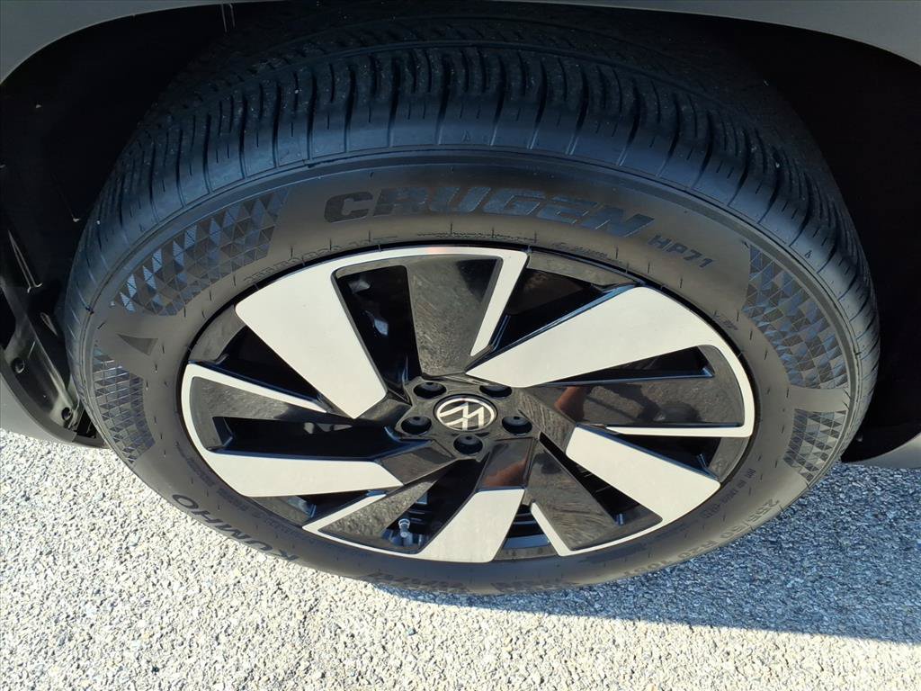 Used 2026 Volkswagen Atlas Cross Sport SE AWD/4WD image 10
