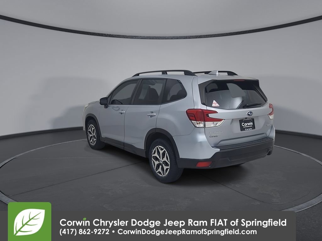 Used 2021 Subaru Forester Premium AWD/4WD image 10