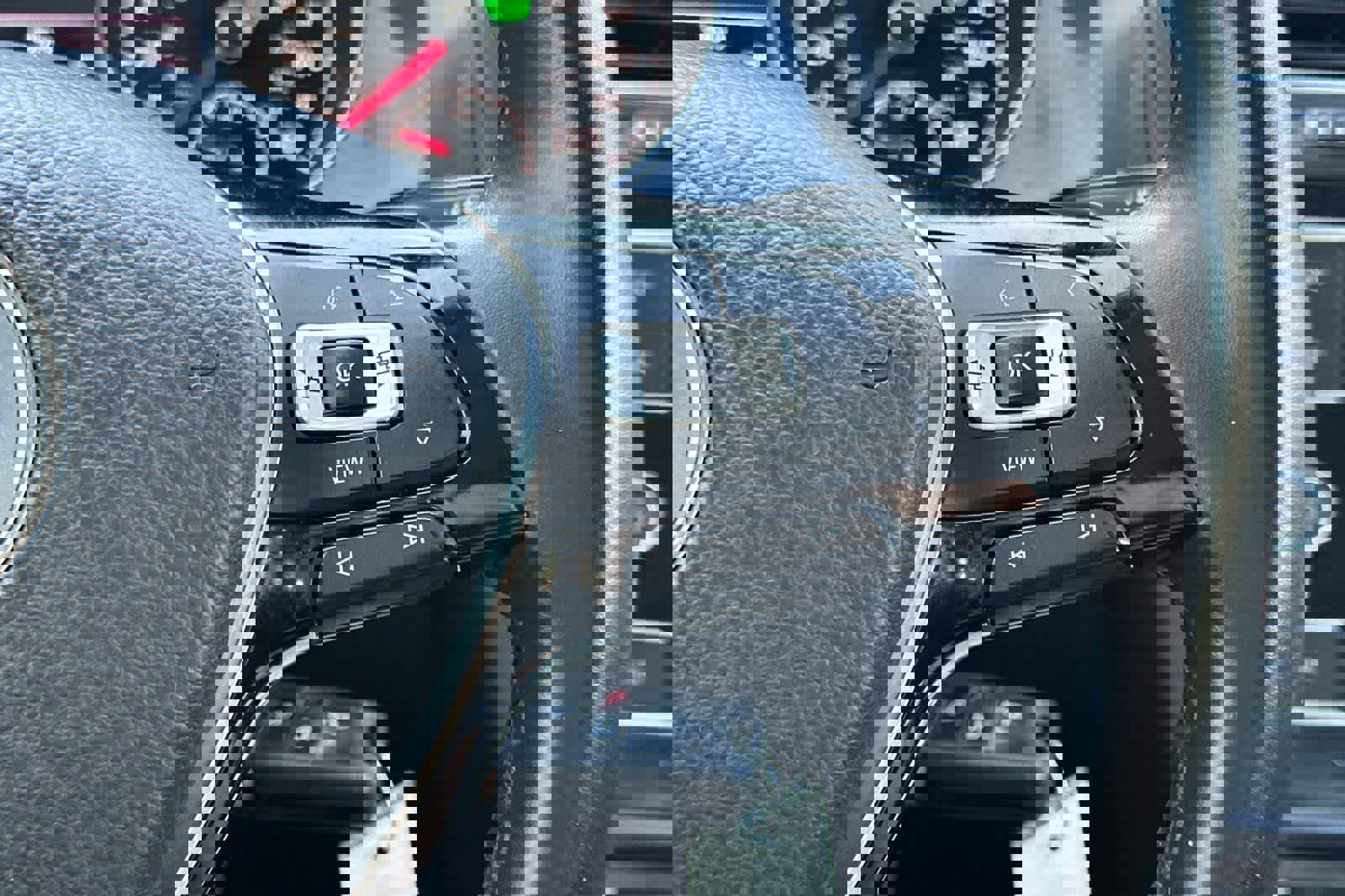 Used 2019 Volkswagen Golf S image 29