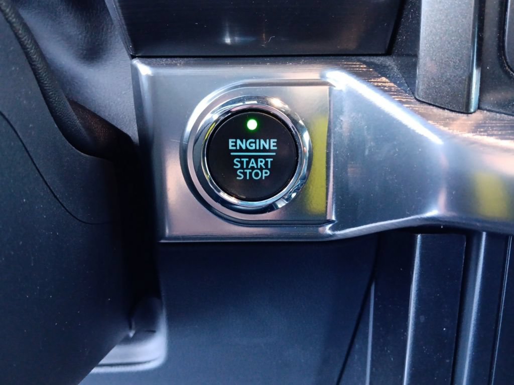 Used 2022 Ford F150 Lariat AWD/4WD image 16