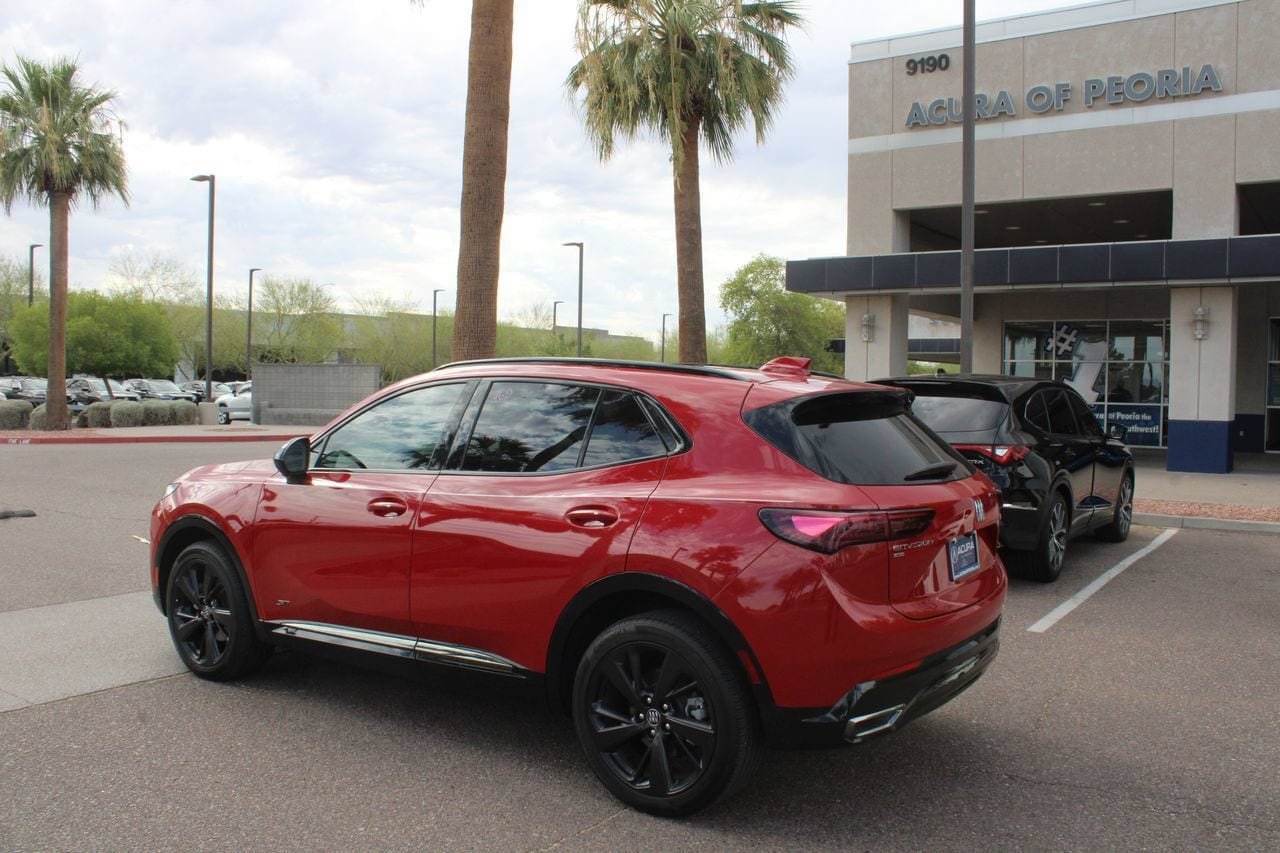Used 2025 Buick Envision Sport Touring AWD/4WD image 4