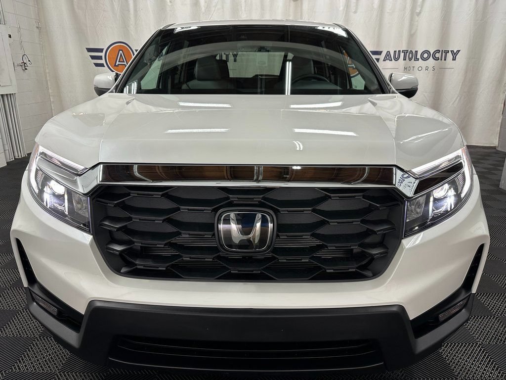Used 2025 Honda Passport EX-L image 5