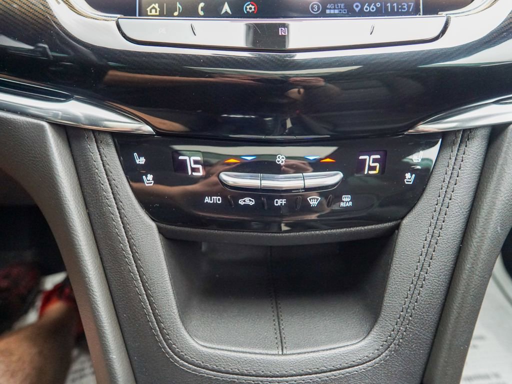 Used 2020 Cadillac XT6 Sport w/ Platinum Package AWD/4WD image 32