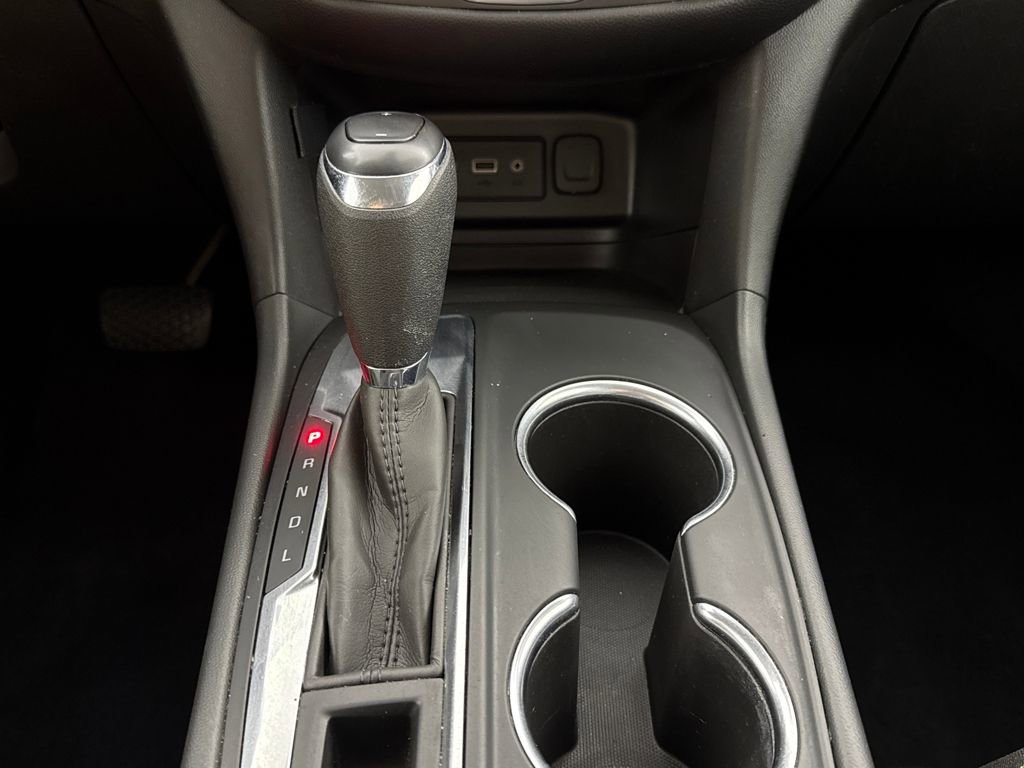 Used 2021 Chevrolet Equinox LT image 17