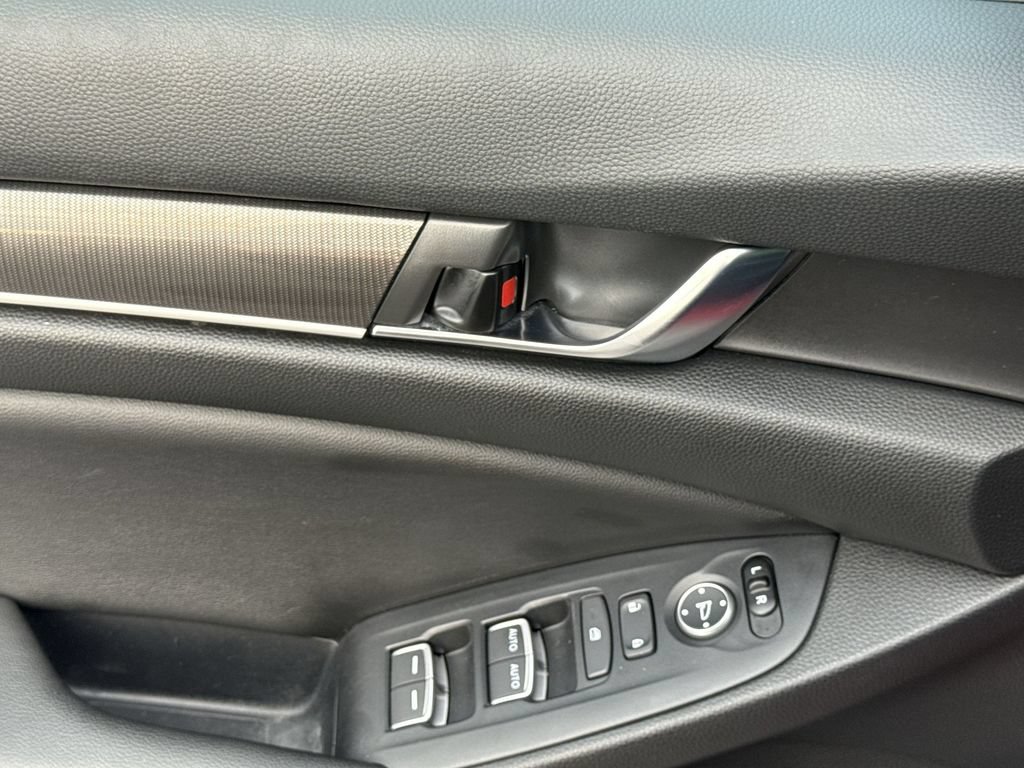 Used 2021 Honda Accord Sport Special Edition image 15
