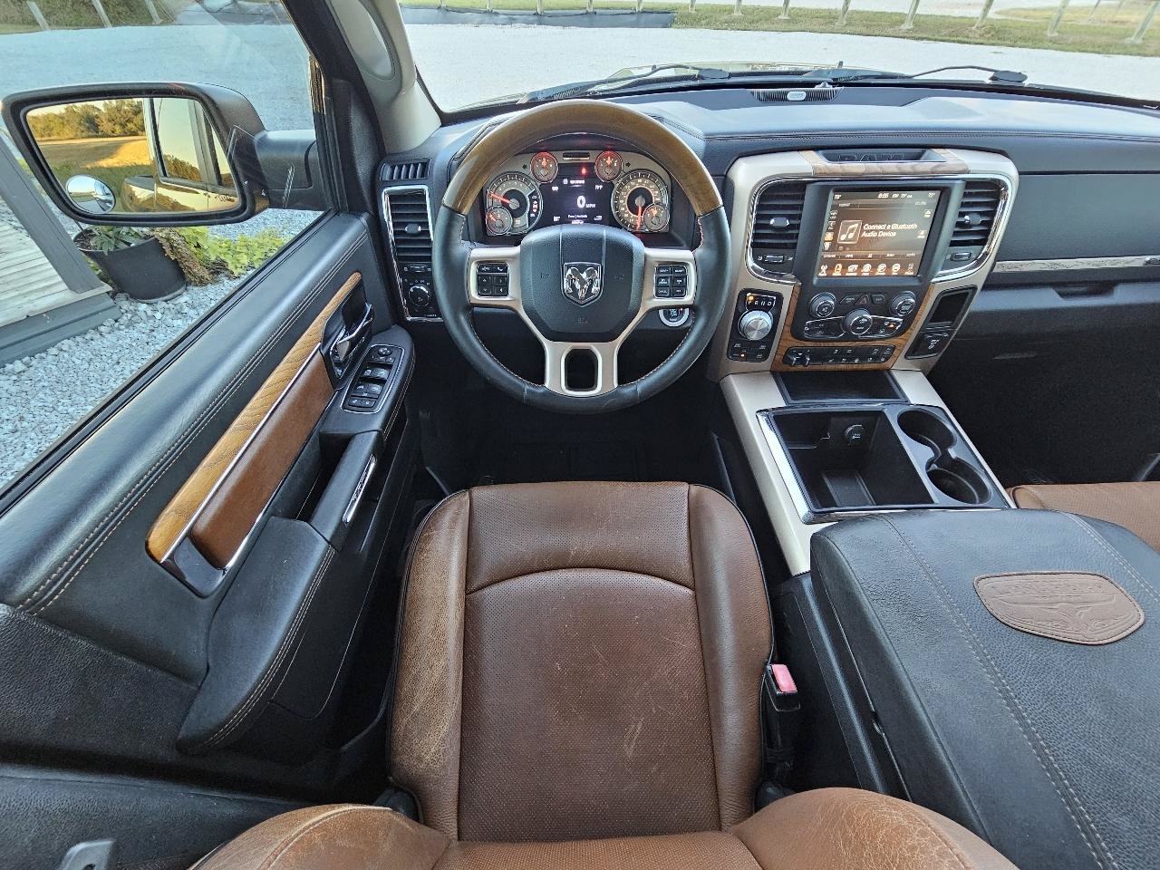 Used 2015 RAM 1500 Laramie Longhorn w/ Convenience Group AWD/4WD image 39