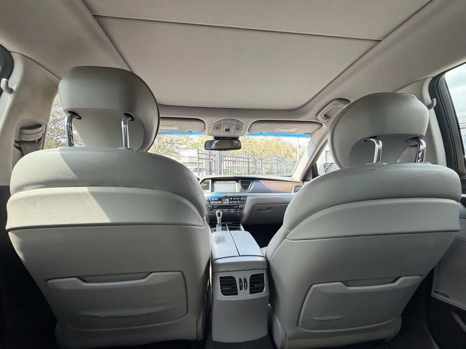 Used 2015 Hyundai Genesis 5.0 image 22