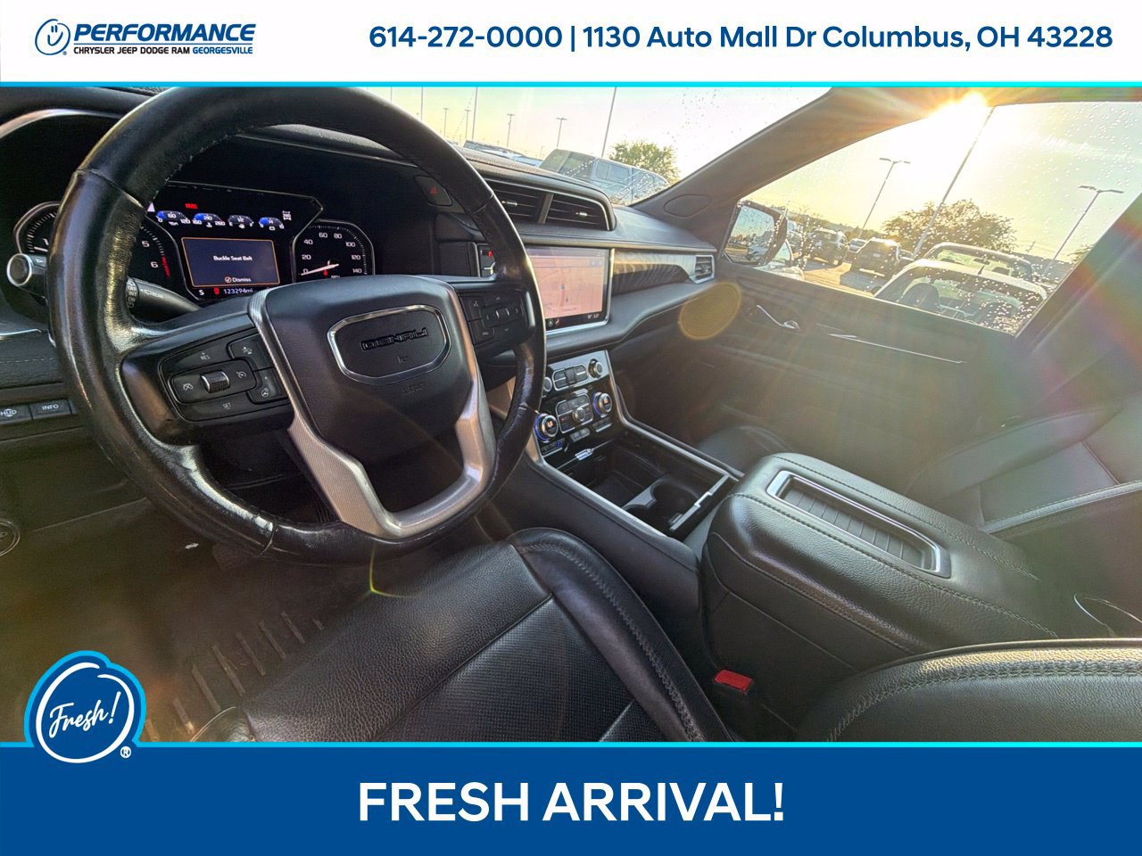 Used 2021 GMC Yukon Denali w/ Denali Premium Package AWD/4WD image 19
