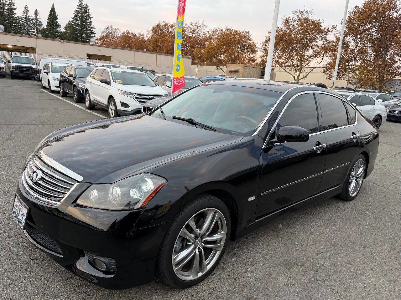 Used 2008 INFINITI M35 w/ Technology Pkg image 4