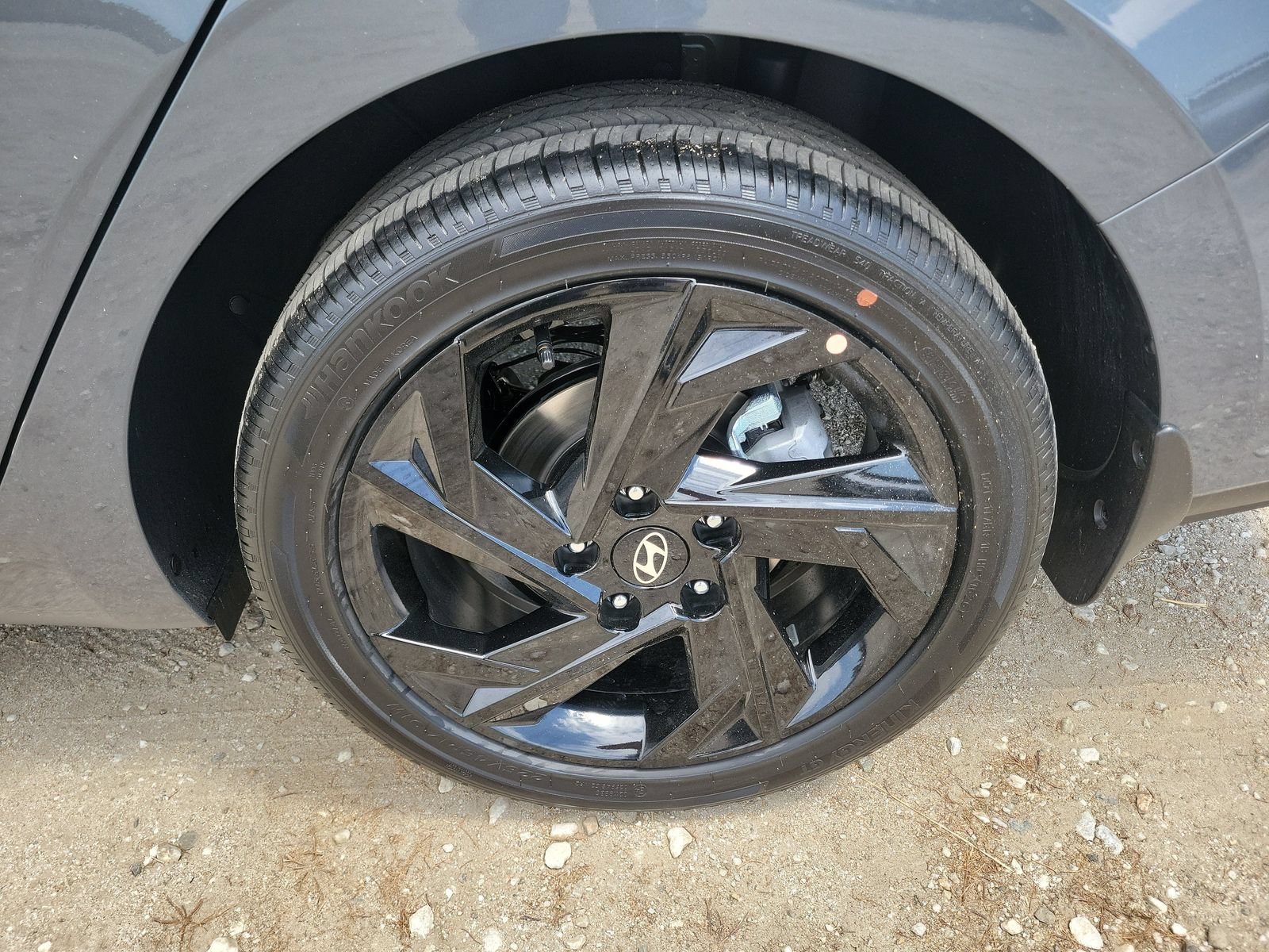 New 2026 Hyundai Elantra SEL Sport FWD image 22