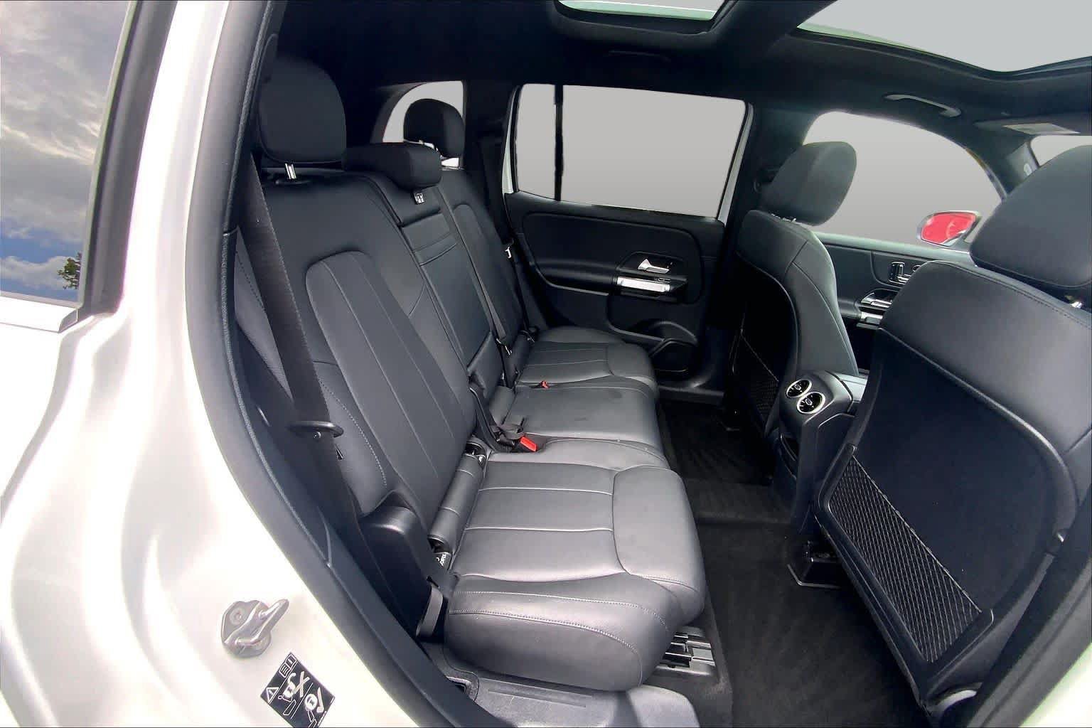 Used 2023 Mercedes-Benz GLB 250 4MATIC image 19