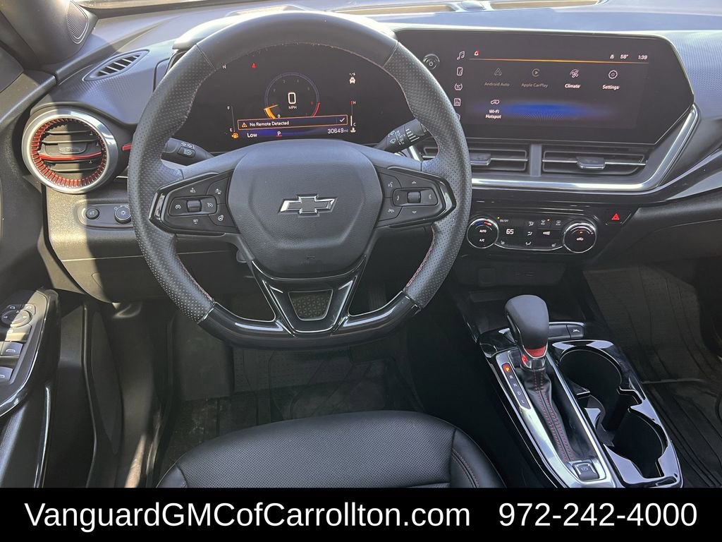 Used 2024 Chevrolet Trax RS w/ Sunroof Package image 13