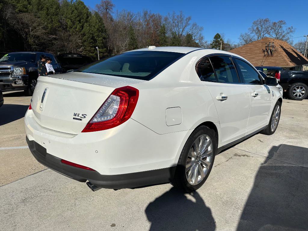 Used 2013 Lincoln MKS AWD image 17
