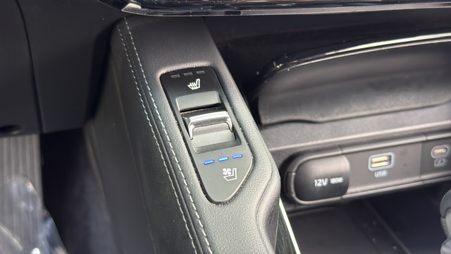 Used 2024 Kia Telluride EX X-Line AWD/4WD image 23