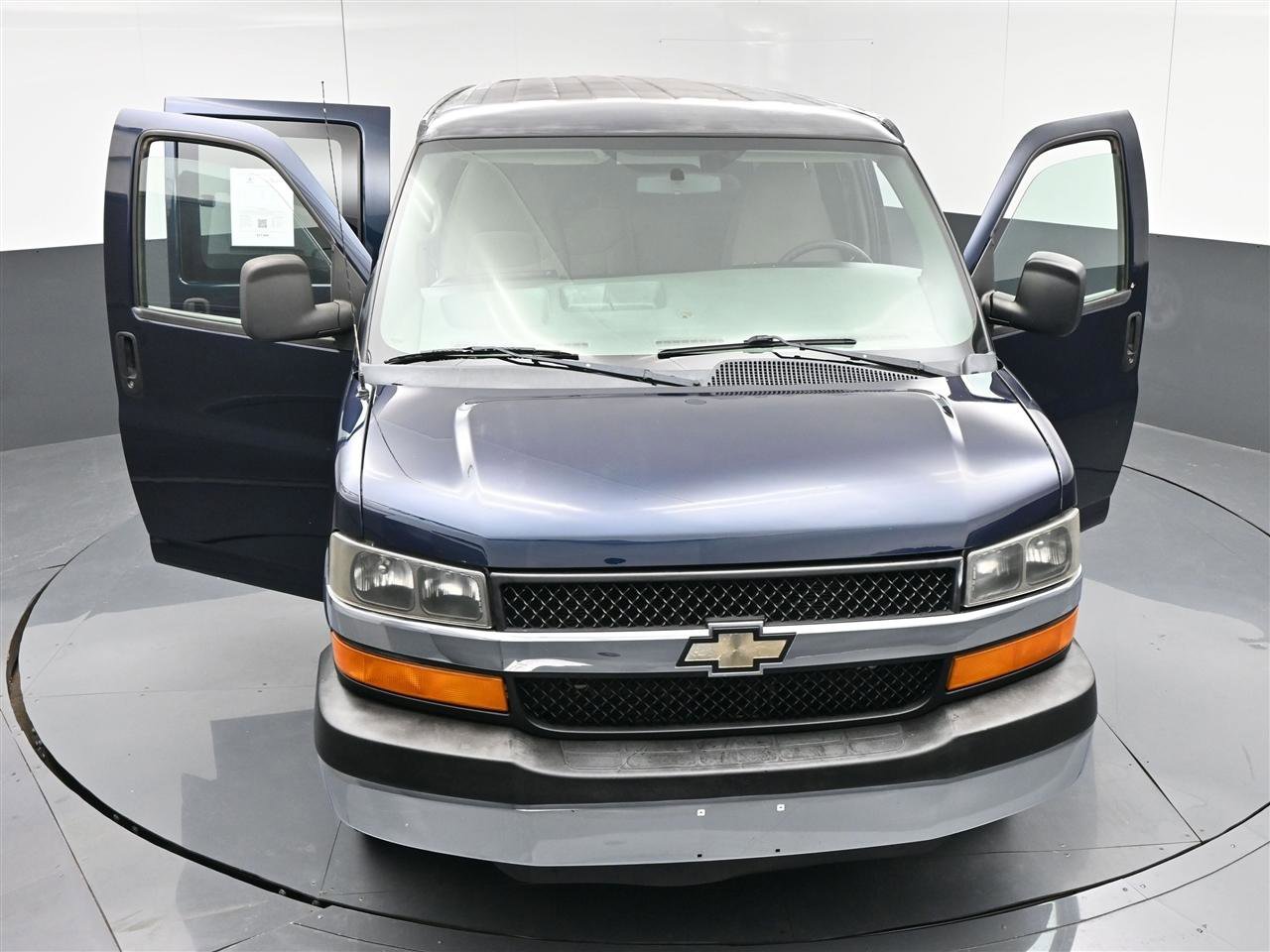 Used 2014 Chevrolet Express 3500 LT w/ LT Preferred Equipment Group image 37