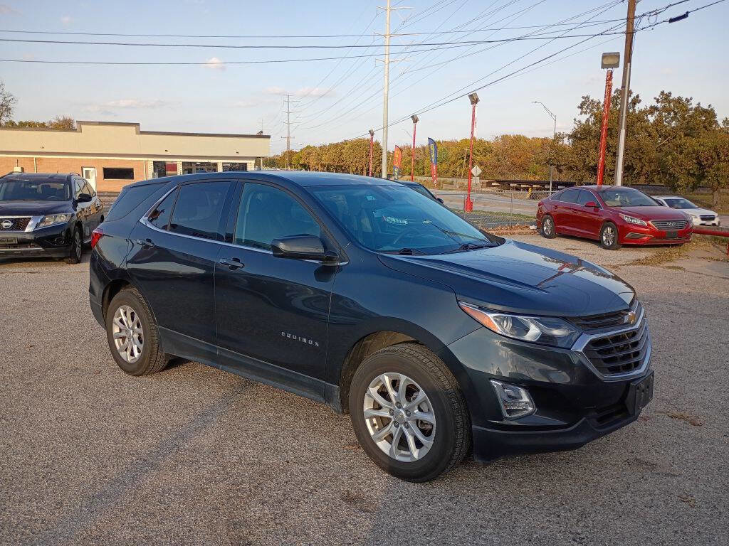 Used 2019 Chevrolet Equinox LT image 3
