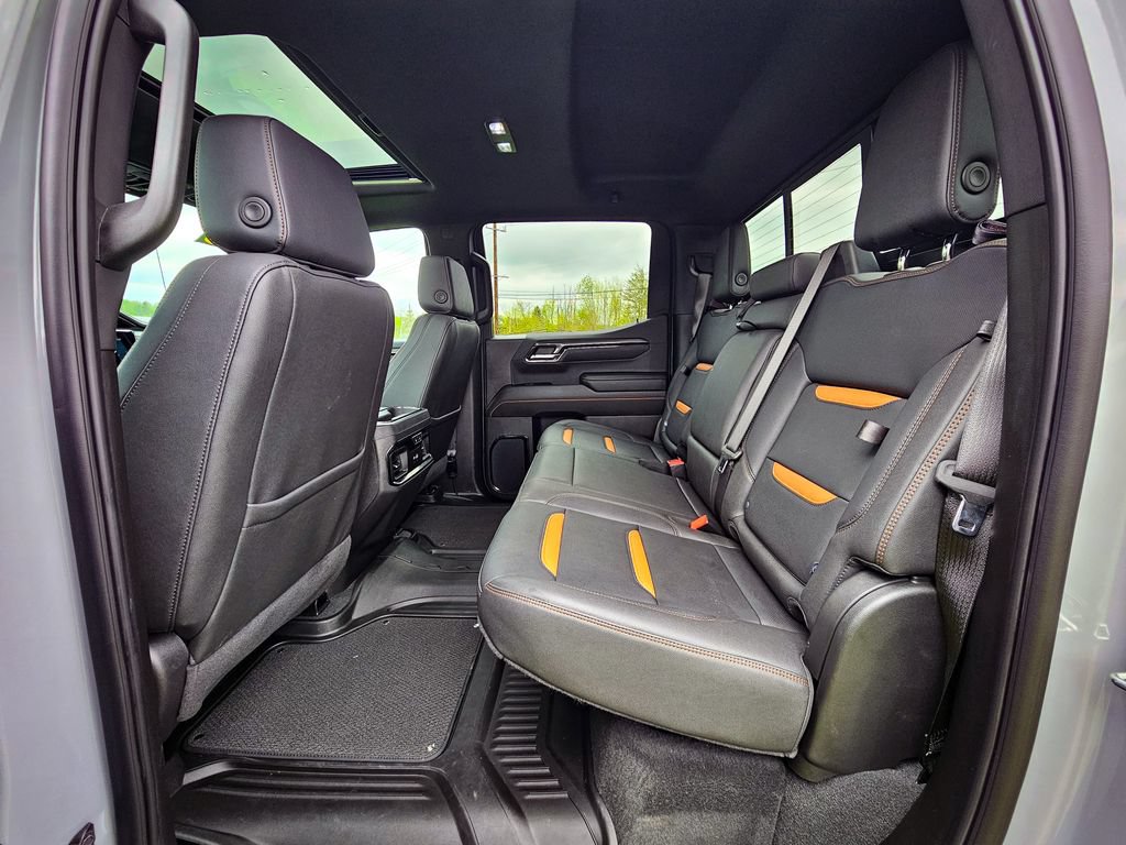 Used 2024 GMC Sierra 1500 AT4 w/ Technology Package AWD/4WD image 37