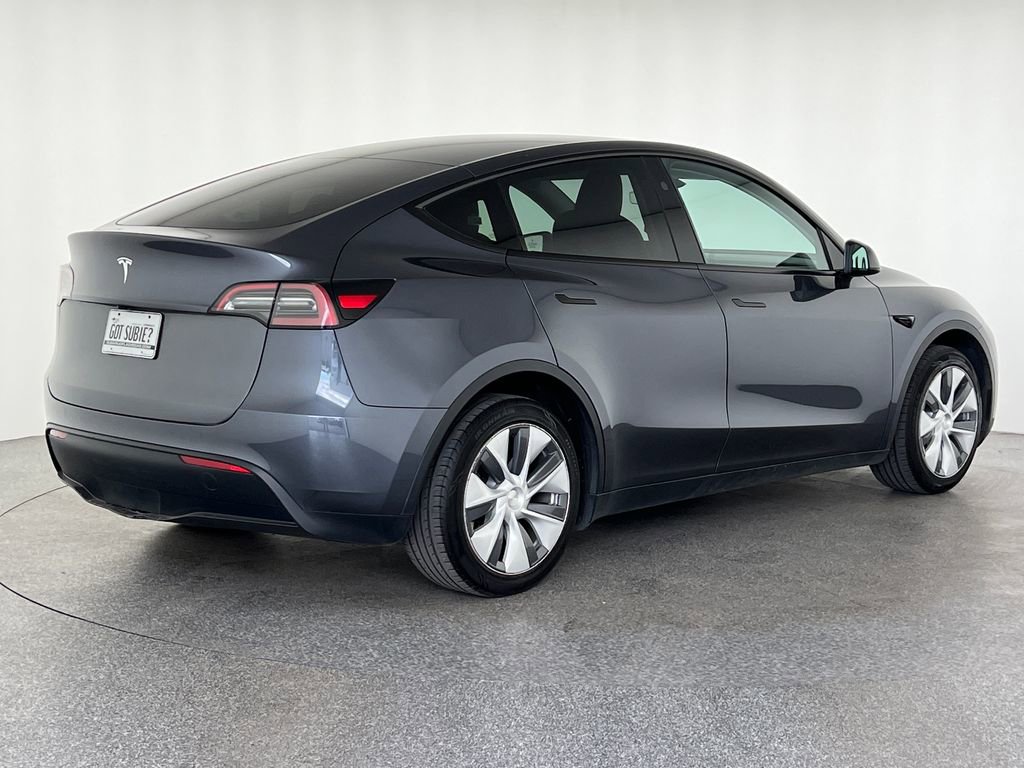 Used 2023 Tesla Model Y Long Range image 6