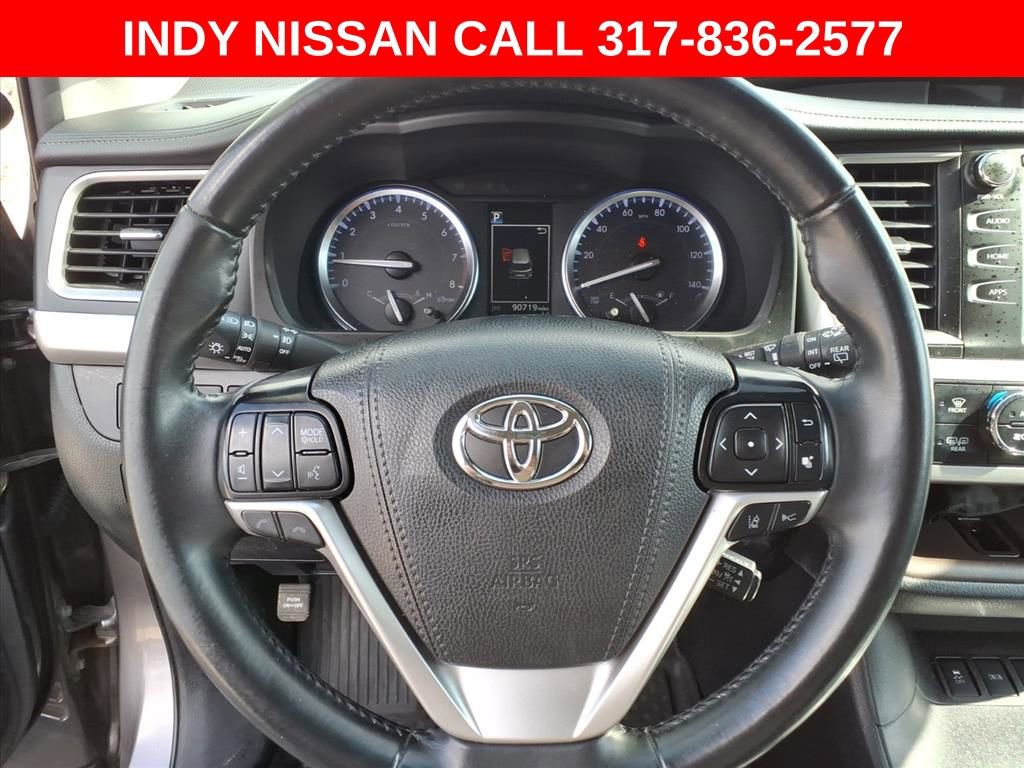 Used 2019 Toyota Highlander XLE image 19