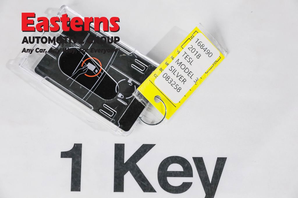 Used 2018 Tesla Model 3 Performance image 21