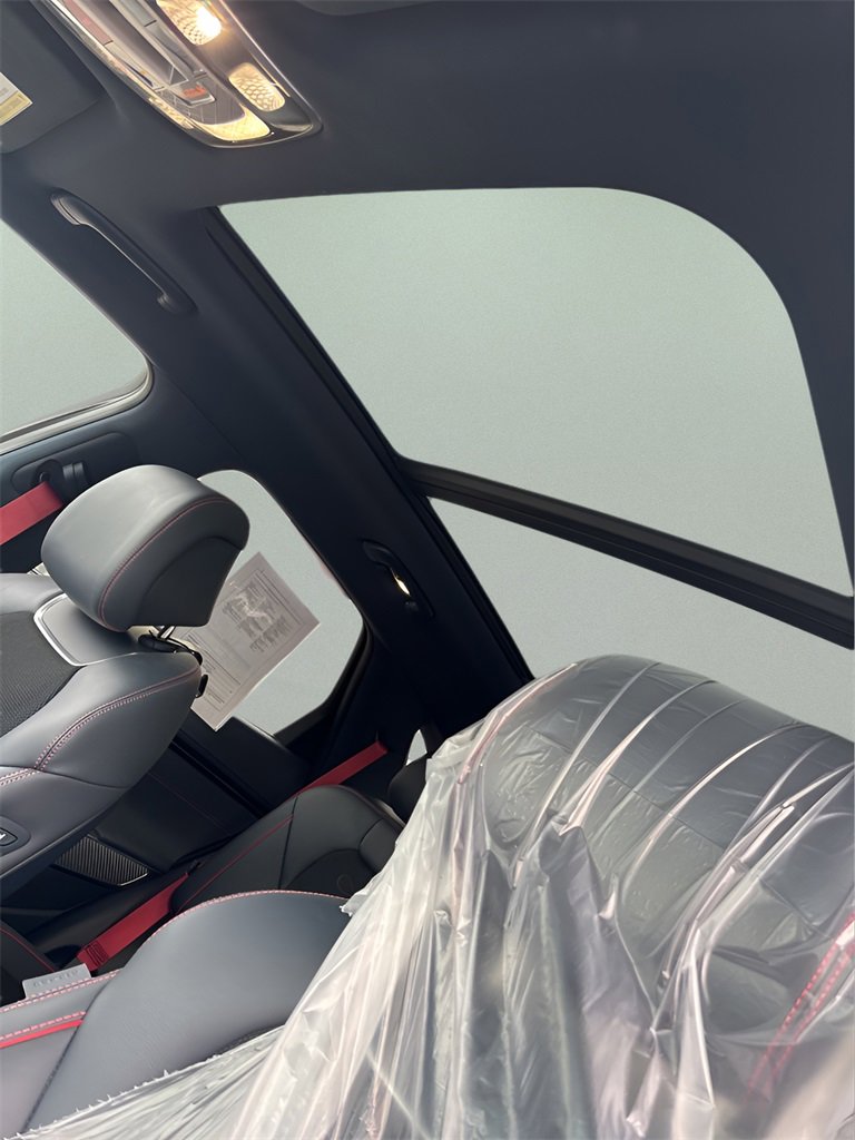 Used 2024 Genesis GV70 2.5T w/ Sport Prestige Package image 14