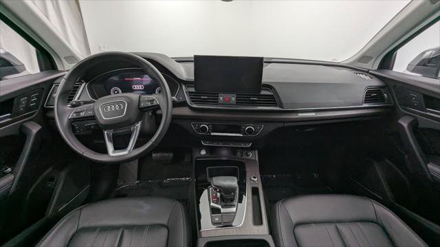 Used 2023 Audi Q5 2.0T Premium Plus w/ Premium Plus Package AWD/4WD image 24