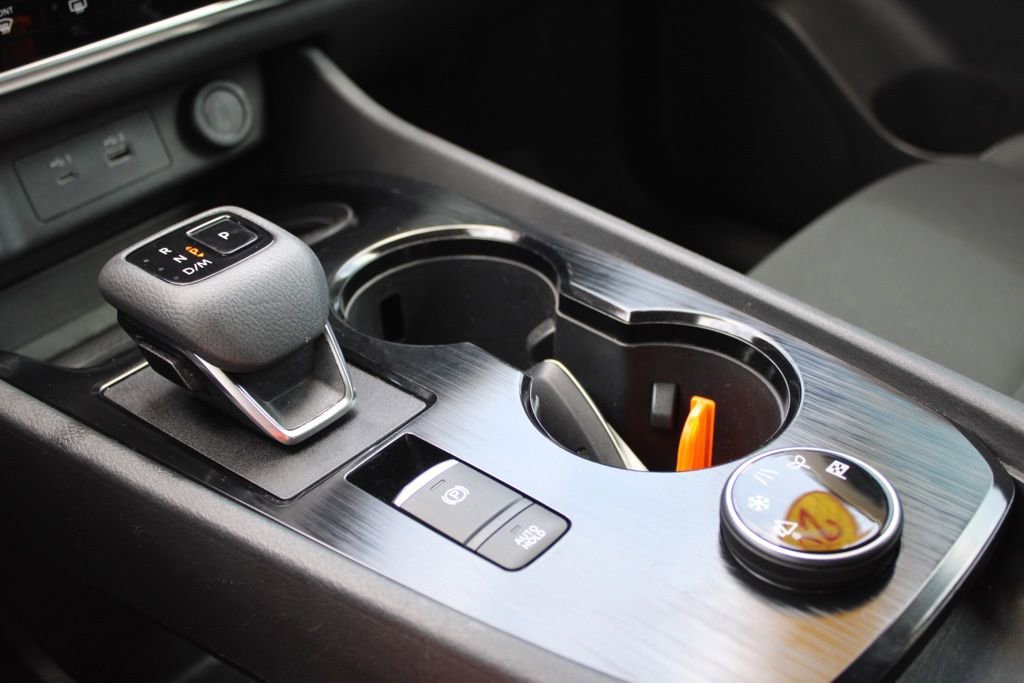 Used 2023 Nissan Rogue S image 36