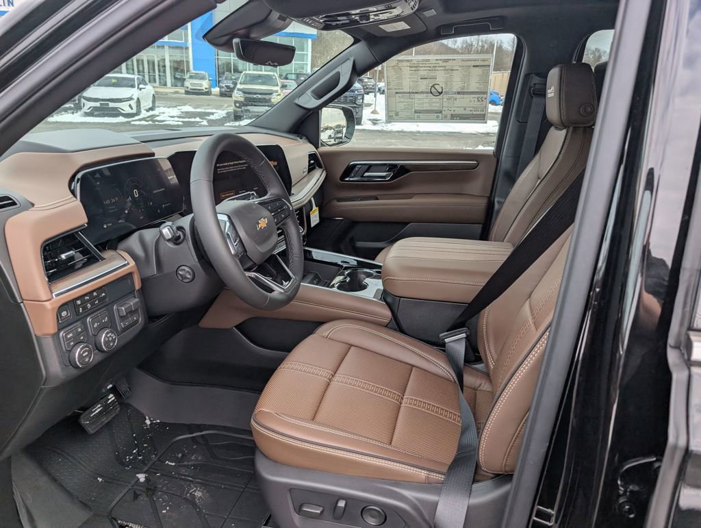 New 2026 Chevrolet Suburban High Country image 13
