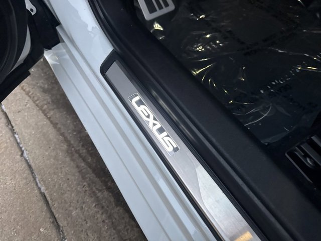 Used 2021 Lexus ES 350 F Sport image 13