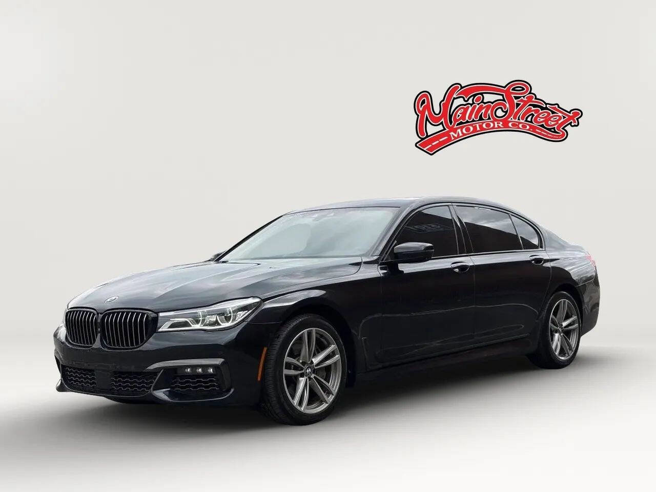 Used 2017 BMW 750i xDrive AWD/4WD image 3