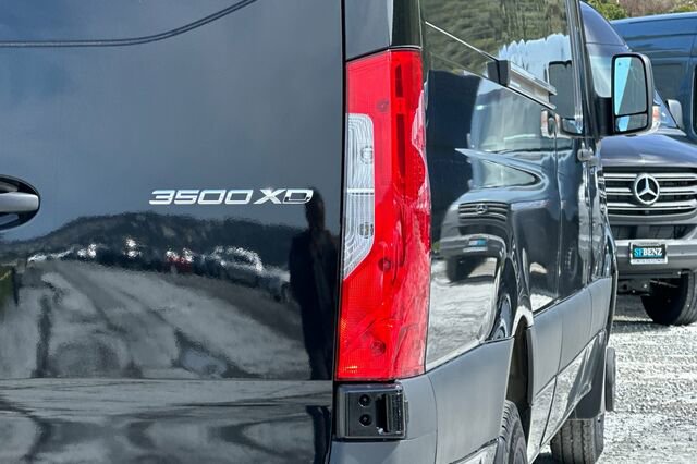 Used 2024 Mercedes-Benz Sprinter 3500 image 19