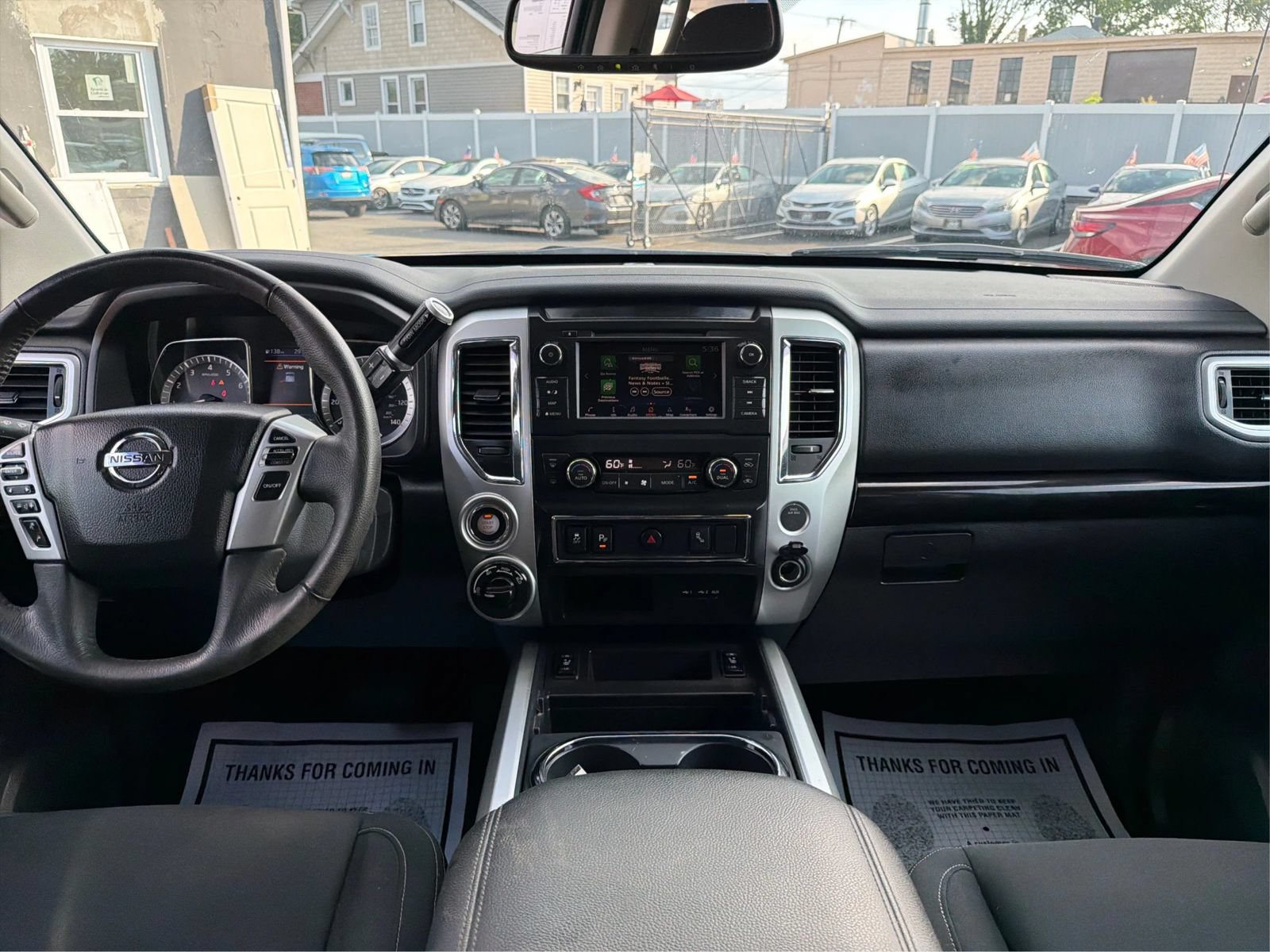 Used 2019 Nissan Titan SV w/ SV Convenience Package AWD/4WD image 12