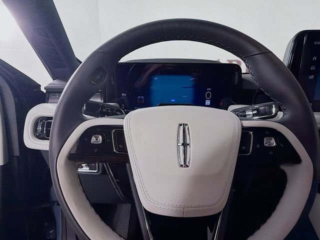 New 2026 Lincoln Aviator Black Label w/ Dynamic Handling Package image 11