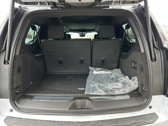 New 2026 Cadillac Escalade ESV Sport w/ Touring Package image 21