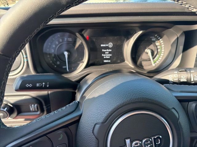 Used 2025 Jeep Wrangler Unlimited Rubicon 4xe w/ Safety Group image 14