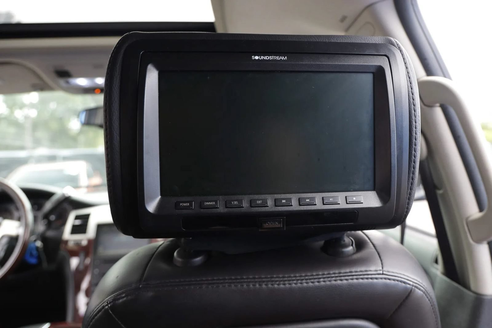 Used 2007 Cadillac Escalade EXT w/ Information Package AWD/4WD image 15