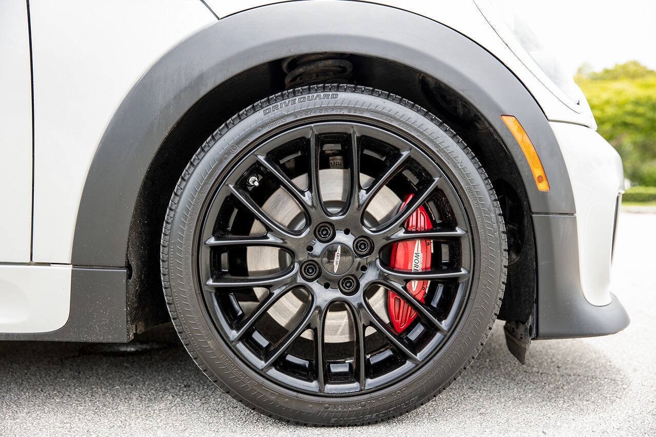 Used 2012 MINI Cooper John Cooper Works w/ Technology Pkg FWD image 31