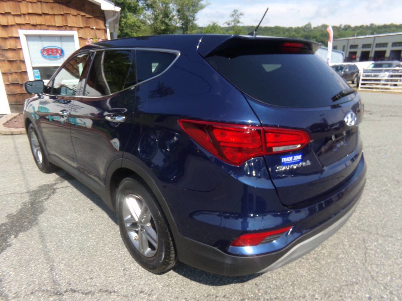 Used 2018 Hyundai Santa Fe Sport image 11