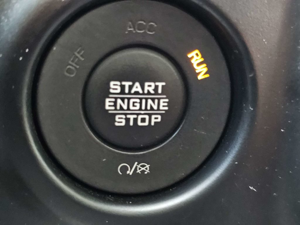 Used 2018 Jeep Wrangler Unlimited Sport S AWD/4WD image 26