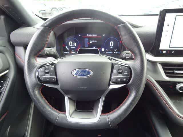 Used 2025 Ford Explorer ST-Line AWD/4WD image 16