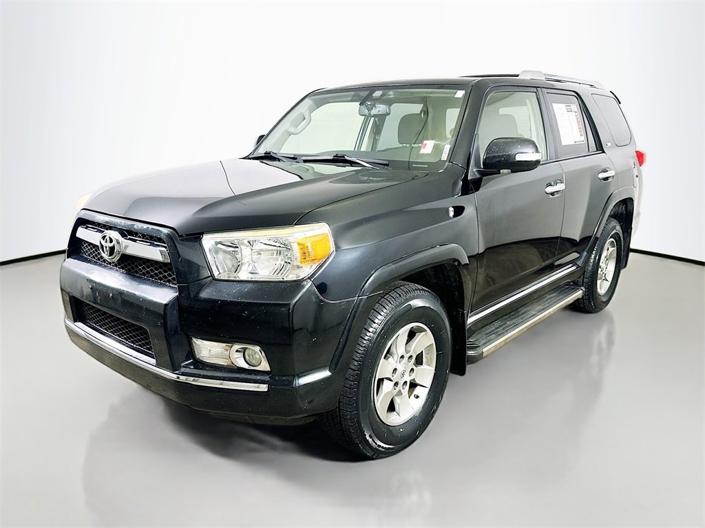 Used 2013 Toyota 4Runner SR5 image 3