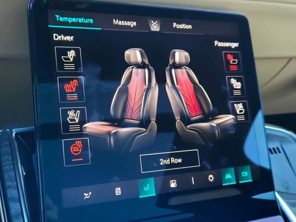 New 2025 Cadillac Escalade IQ Luxury 2 w/ LPO, Etrunk Organizer Package image 29