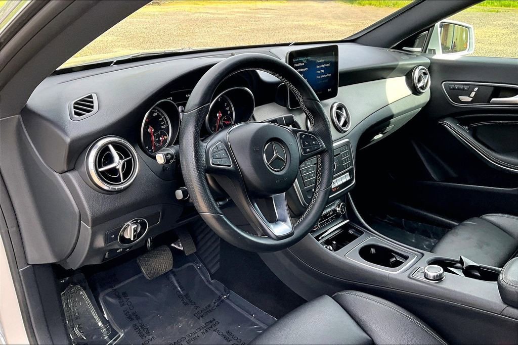 Used 2017 Mercedes-Benz CLA 250 4MATIC image 18