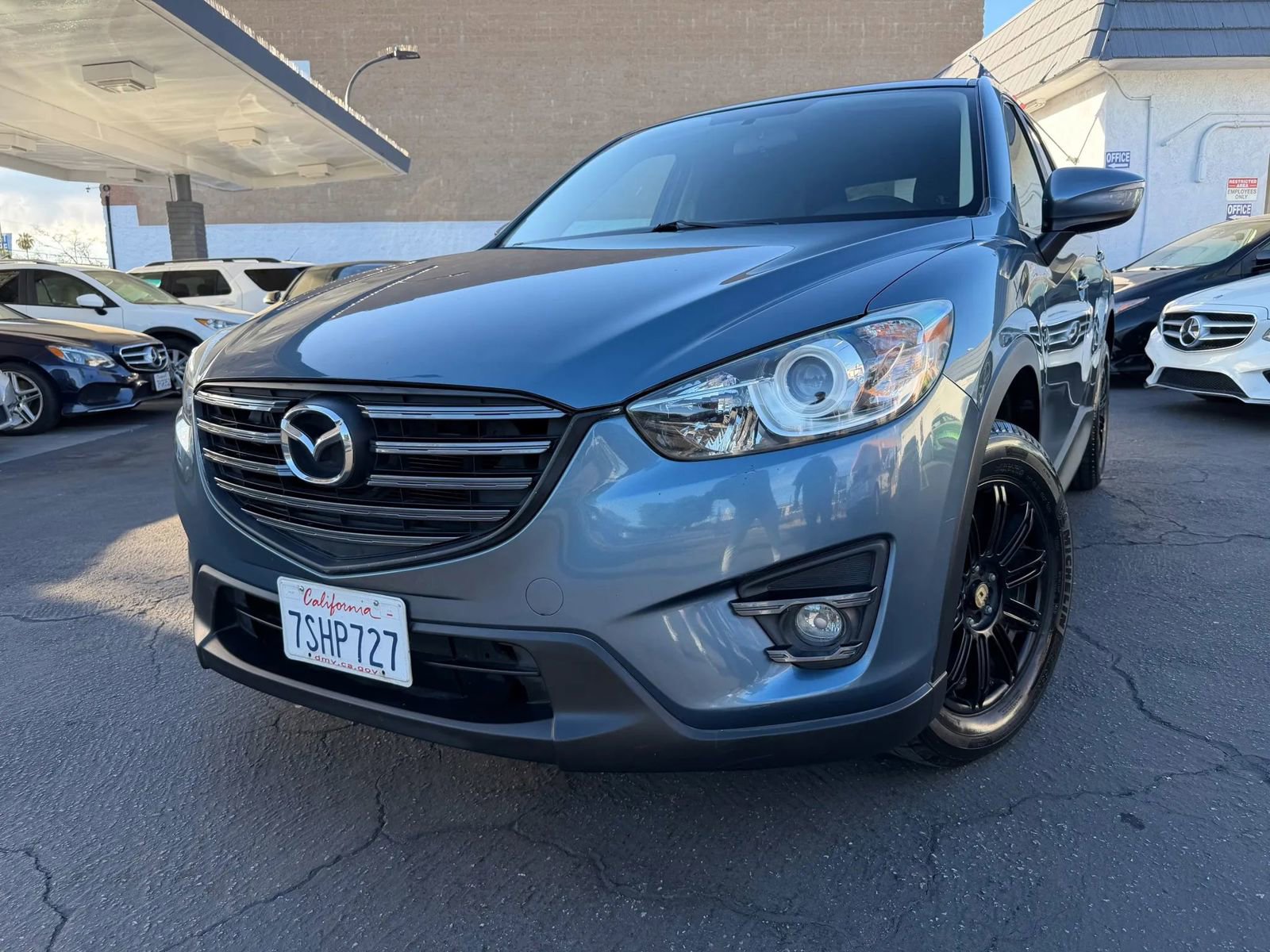 Used 2016 MAZDA CX-5 Touring FWD image 3