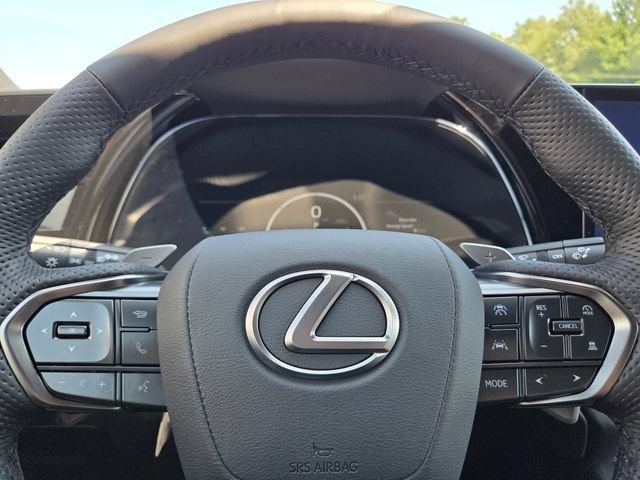 New 2026 Lexus TX 500h AWD w/ Technology Package image 32