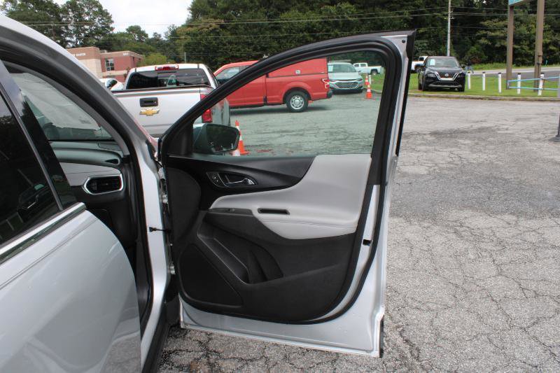 Used 2018 Chevrolet Equinox Premier FWD image 23