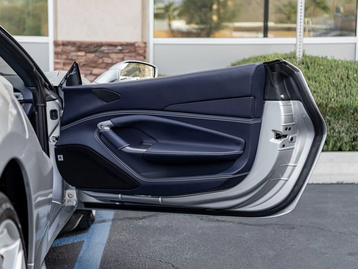 Used 2022 Ferrari F8 Tributo image 24