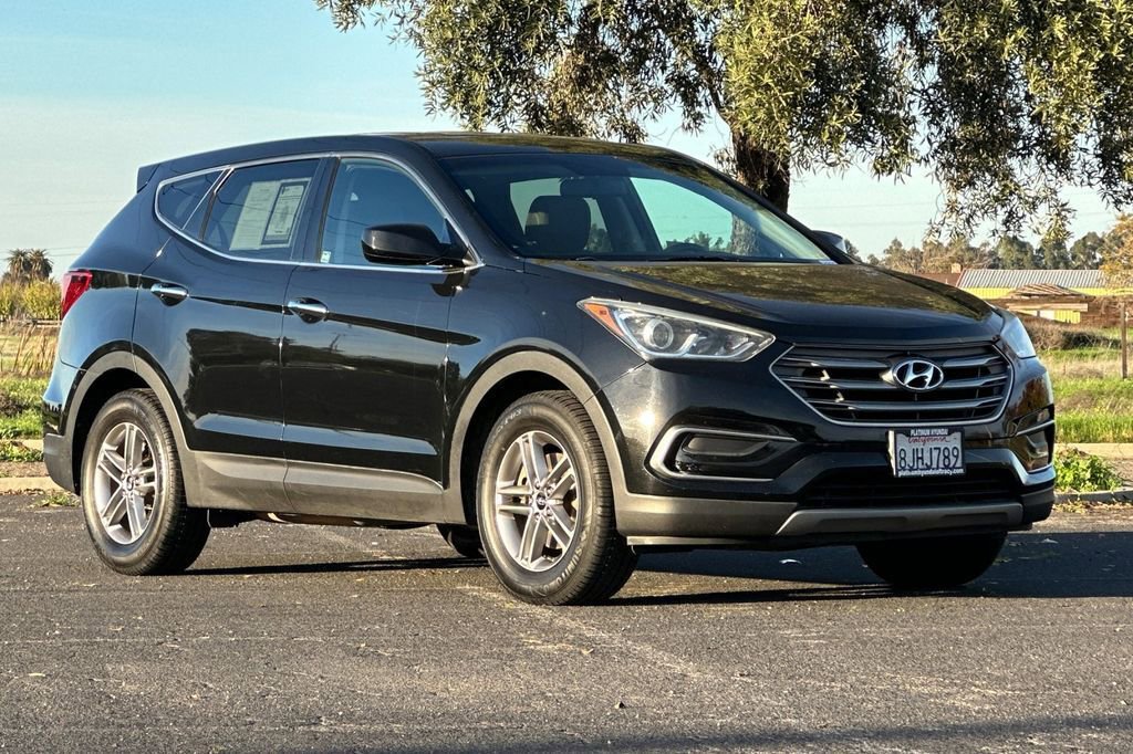 Used 2017 Hyundai Santa Fe Sport image 2