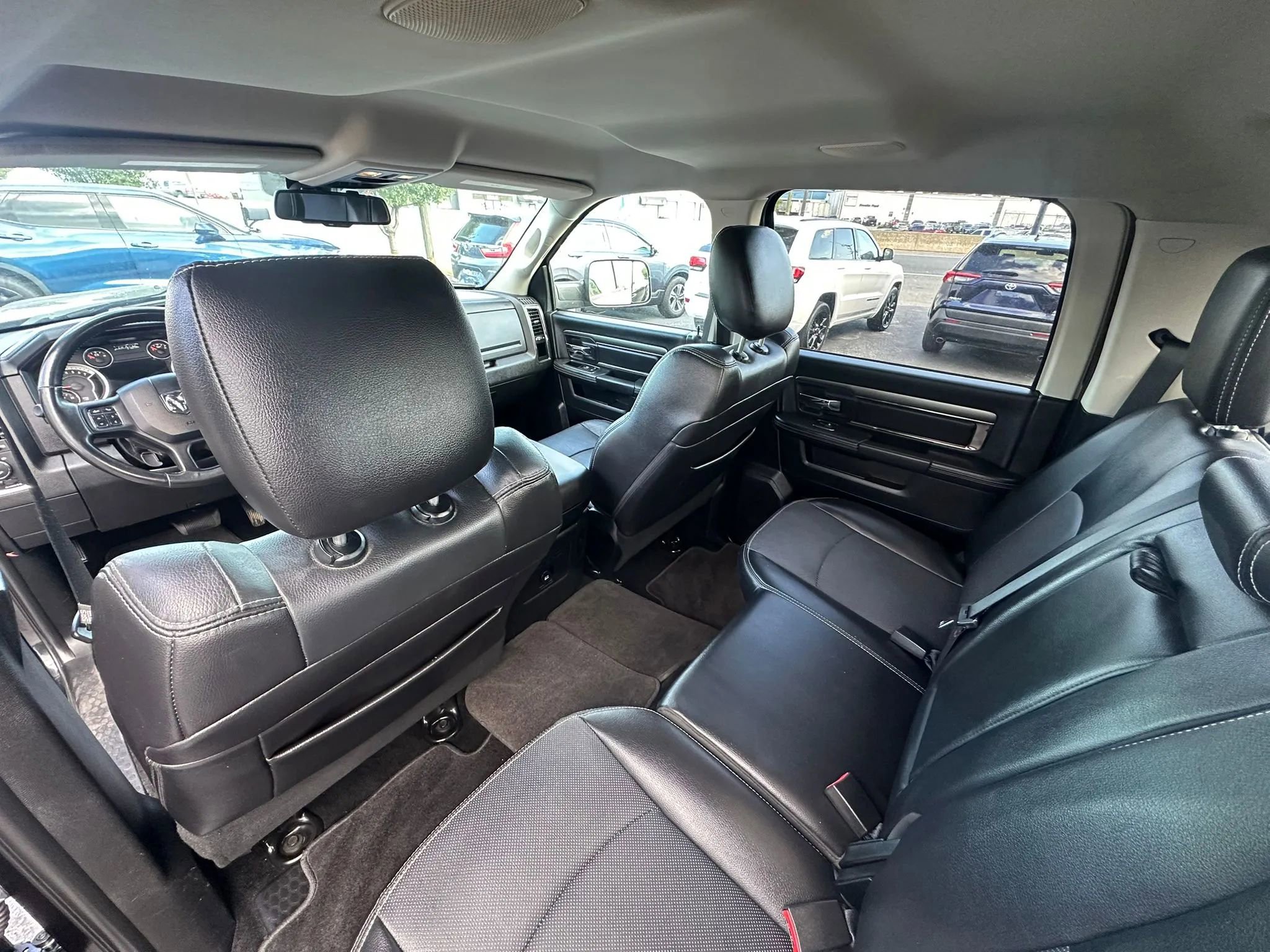 Used 2015 RAM 1500 Sport w/ Black Ram 1500 Sport Group image 15